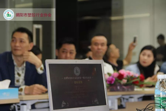 1571120934774304.png image.png